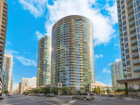 361 Front St W, Toronto, ON