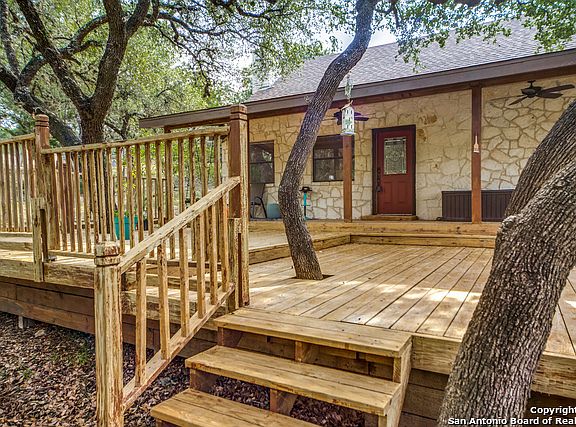 5th image of 31663 Bulverde Hills Dr