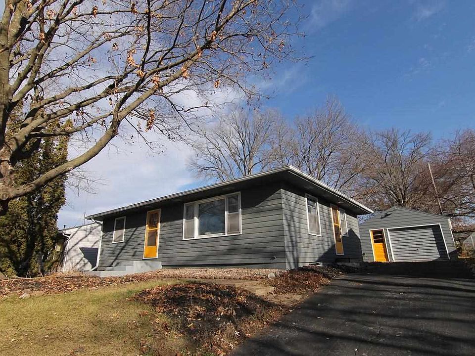 609 4th Ave, Coralville, IA 52241 MLS 202306259 Zillow