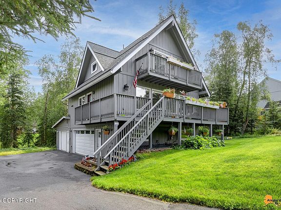 3rd image of 6231 W Tree Dr
