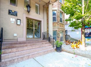 414 Jarvis Street, Toronto, Toronto, ON M4Y 3C2