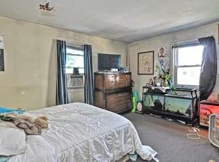 87 Madison St #1R, Malden, MA 02148