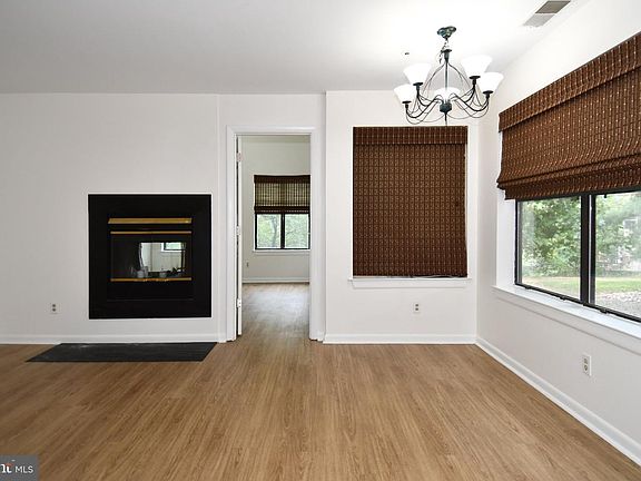 5th image of 13407 Shady Knoll Dr