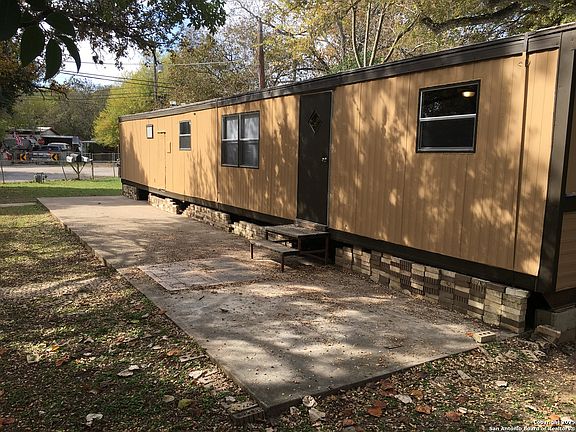 4th image of 6565 CEDAR LN