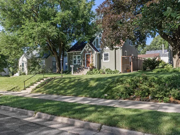243 Vincent Ave N, Minneapolis, MN 55405