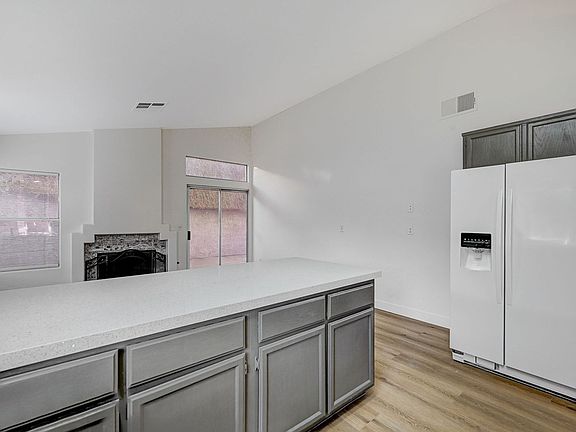 4th image of 2837 Huber Heights Dr