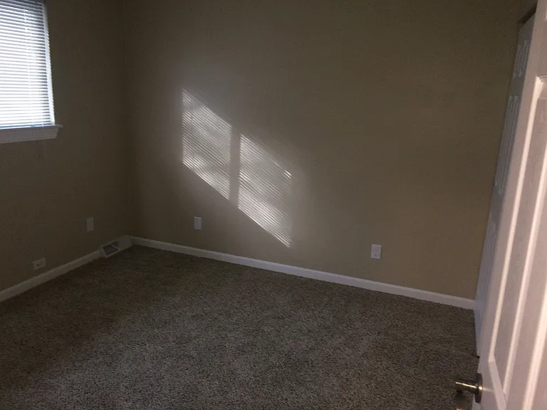 1814 Cameron Dr #1 — Photo 10