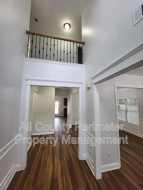 Building Photo - 4231 Suwanee Brook Ct