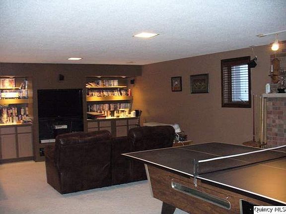 Home for Sale in Quincy, IL $214,900