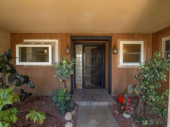 3rd image of 1101 W Mary Avenue