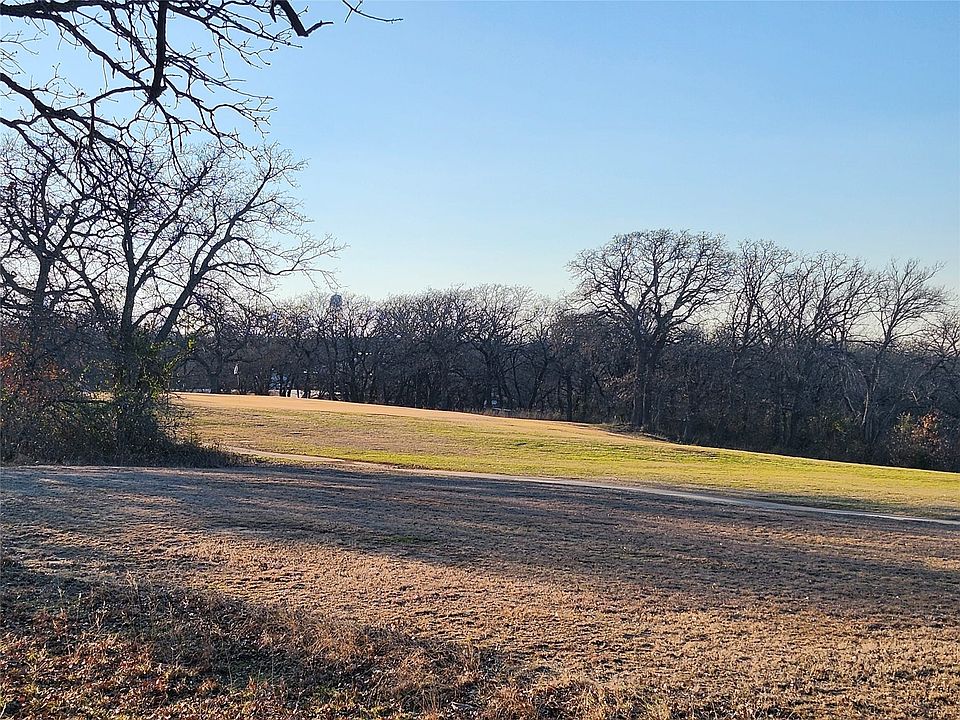 1st image of 129 Diamond Oaks Dr