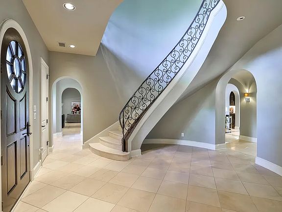 4th image of 6841 Laurel Valley Dr