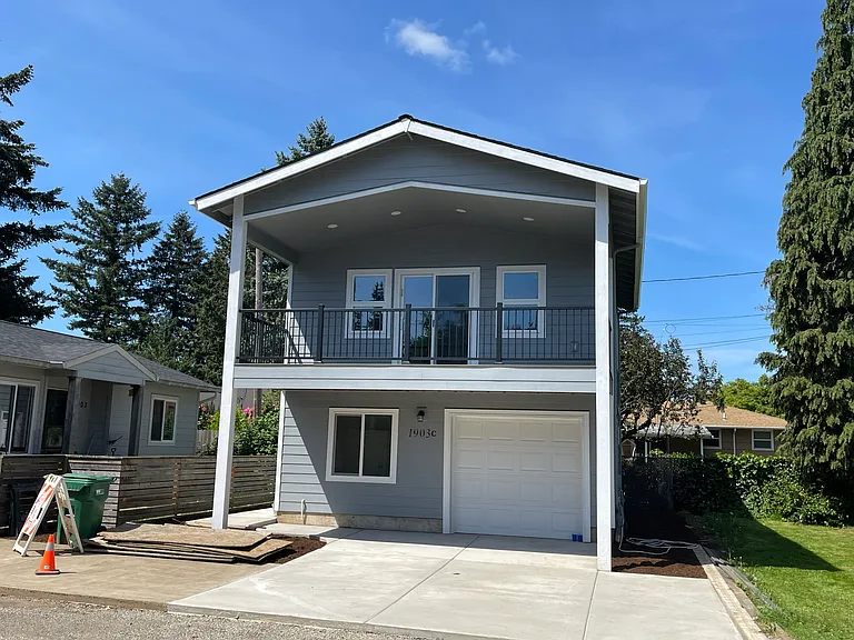 1903 SE 112th Ave #C — Photo 1