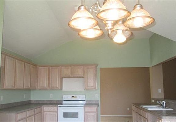 3rd image of 6921 Misty Meadow Ln