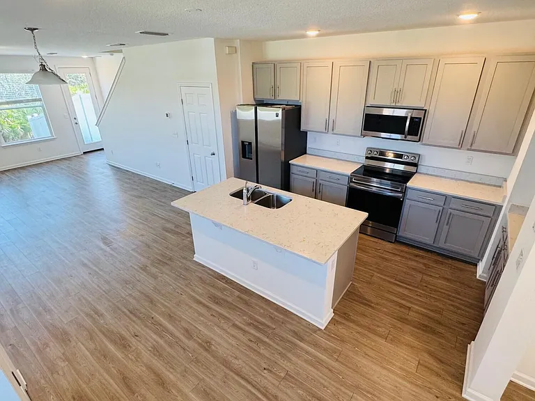 106 Ridge Lake Rd — Photo 2