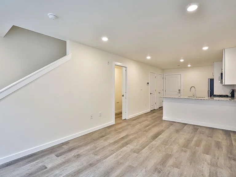 1502 N Randolph St #11C — Photo 10
