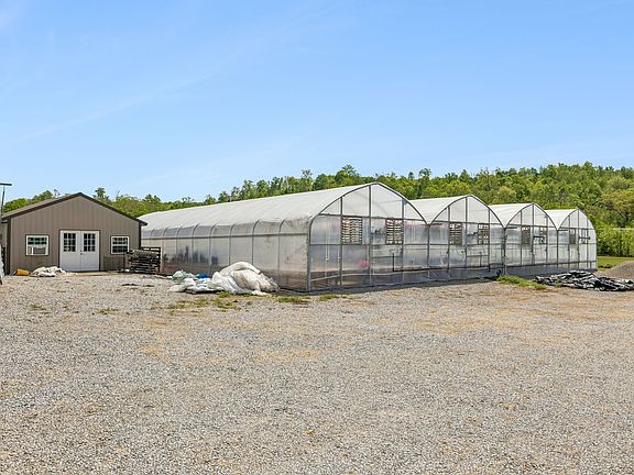 11th image of 2461 Bodenham Rd