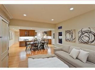 141 University Dr, Menlo Park, CA 94025