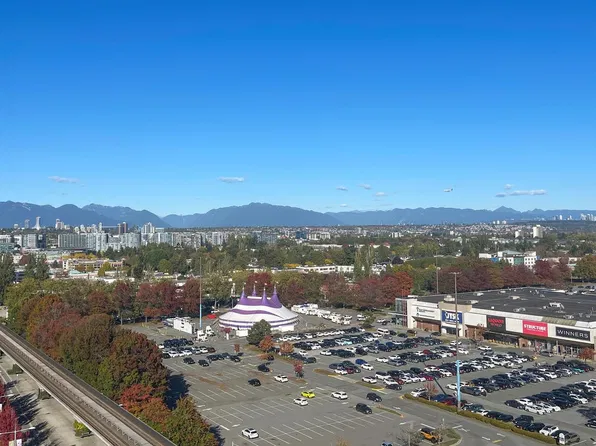 5593 No 3 Rd #1503, Richmond, BC V6X 2C7