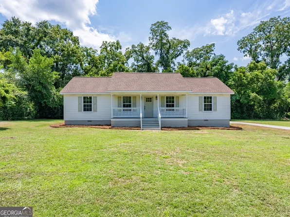 1130 Tanner Cir, Blackshear, GA 31516