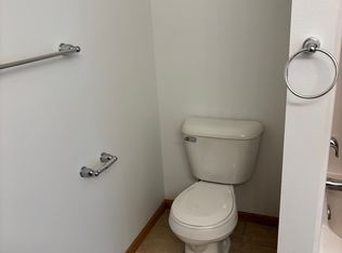 3634 Calvert Rd FLOOR 2, La Crosse, WI 54601