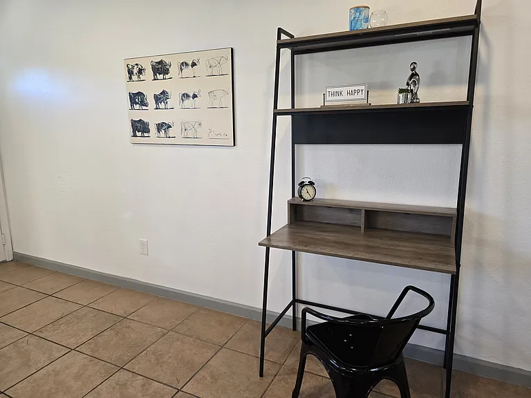 DESK WORK AREA