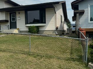 59 Ogmoor Cres SE, Calgary, AB T2C2E8