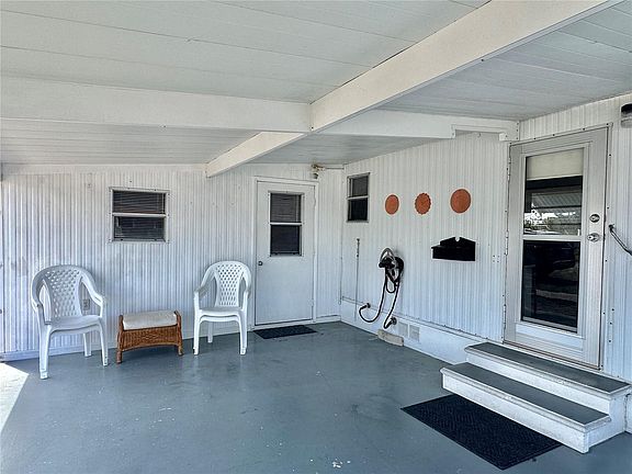 5th image of 1501 25TH AVENUE DRIVE W