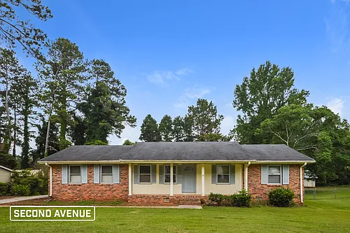 721 Bluebird Dr SE Photo 1