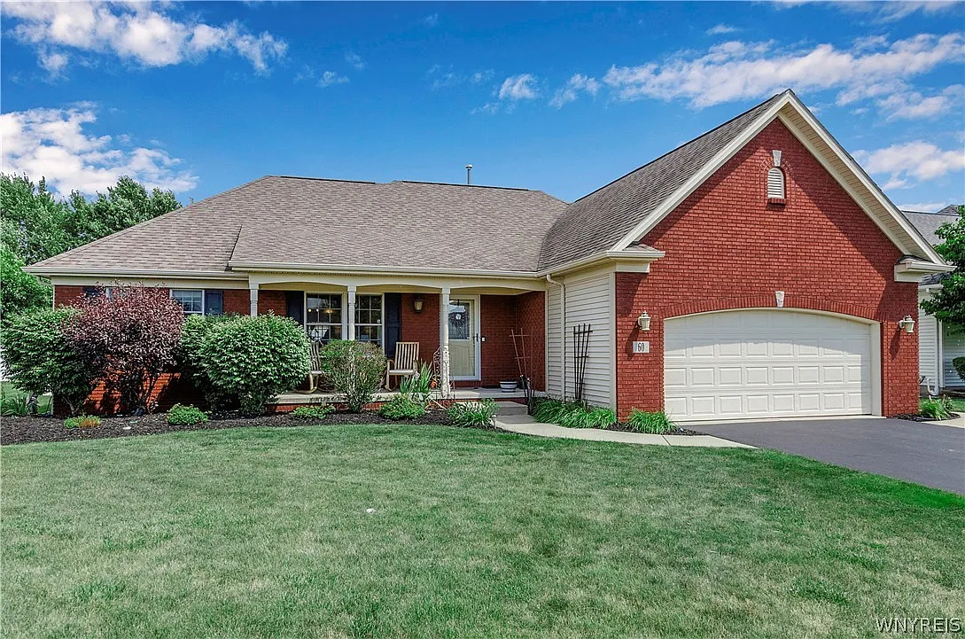 60 Nicholas Ln photo 1