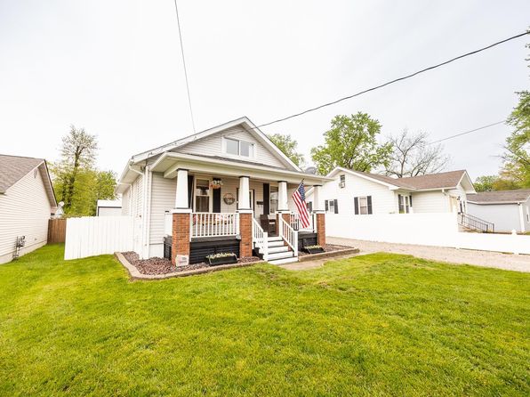 715 W Church St, Mascoutah, IL 62258