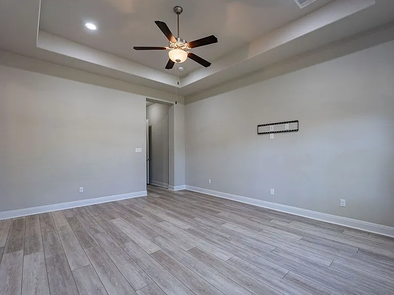 205 Barefoot Park Ln — Photo 20