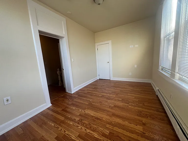 9 Bloomingdale Ave #2 — Photo 12
