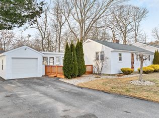 32 Shirley Ter, Hampton, NH 03842