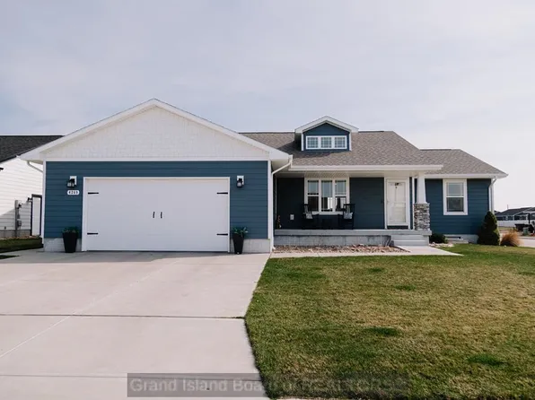4269 Buffalo Grass Cir, Grand Island, NE 68803