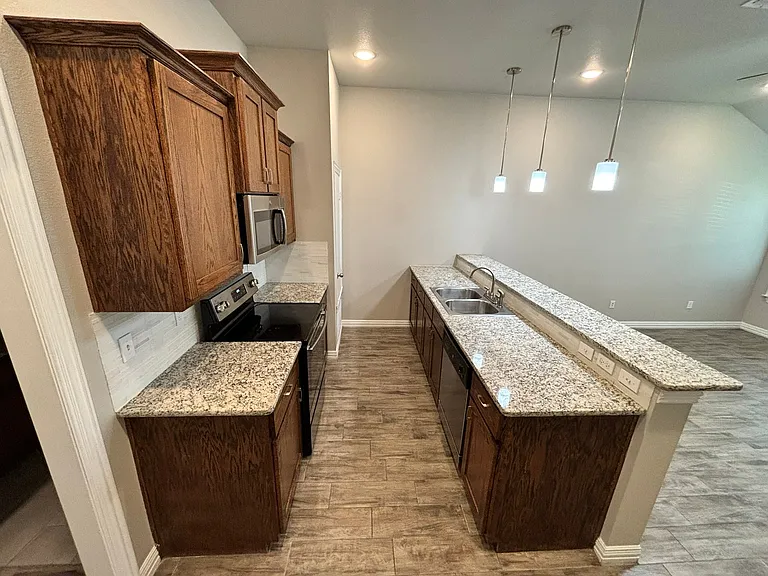 3340 Bordon Dr — Photo 15