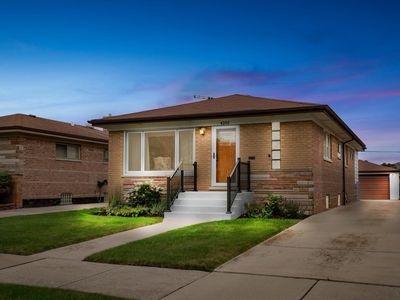 4252 W 78th St, Chicago, IL, 60652