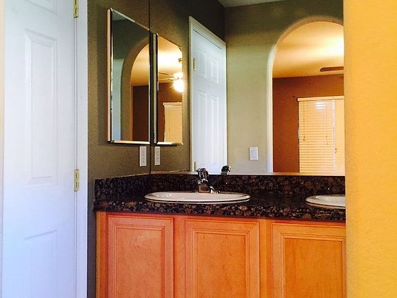 5th image of 5328 Santa Fe Heights St