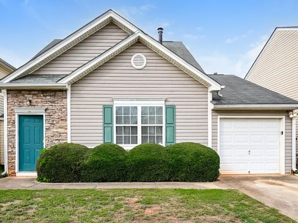145 Meadowridge Dr, Covington, GA 30016