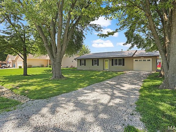 2nd image of 1054 Catalina Dr