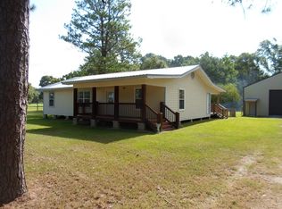 8071 Old Hecker Rd, Iowa, LA 70647