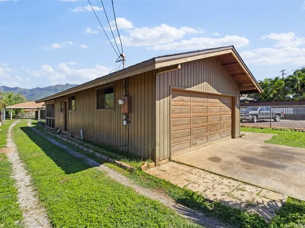 84-658 Lahaina St, Waianae, HI 96792