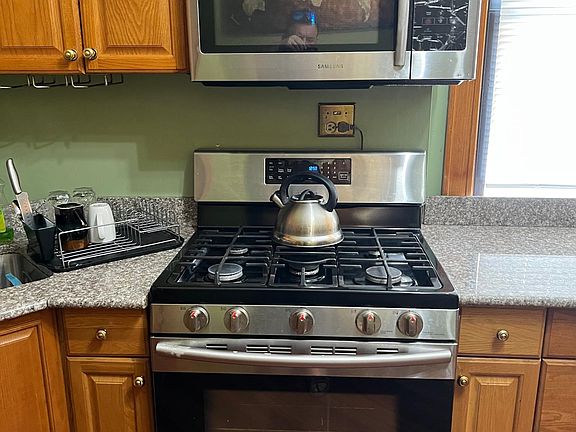 3rd image of 2618 W Chicago Ave #3-F