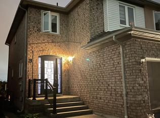 85 October Ln, Aurora, ON L4G 7A1