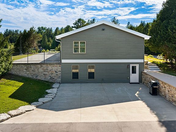 5th image of 10449 N Bay Rd