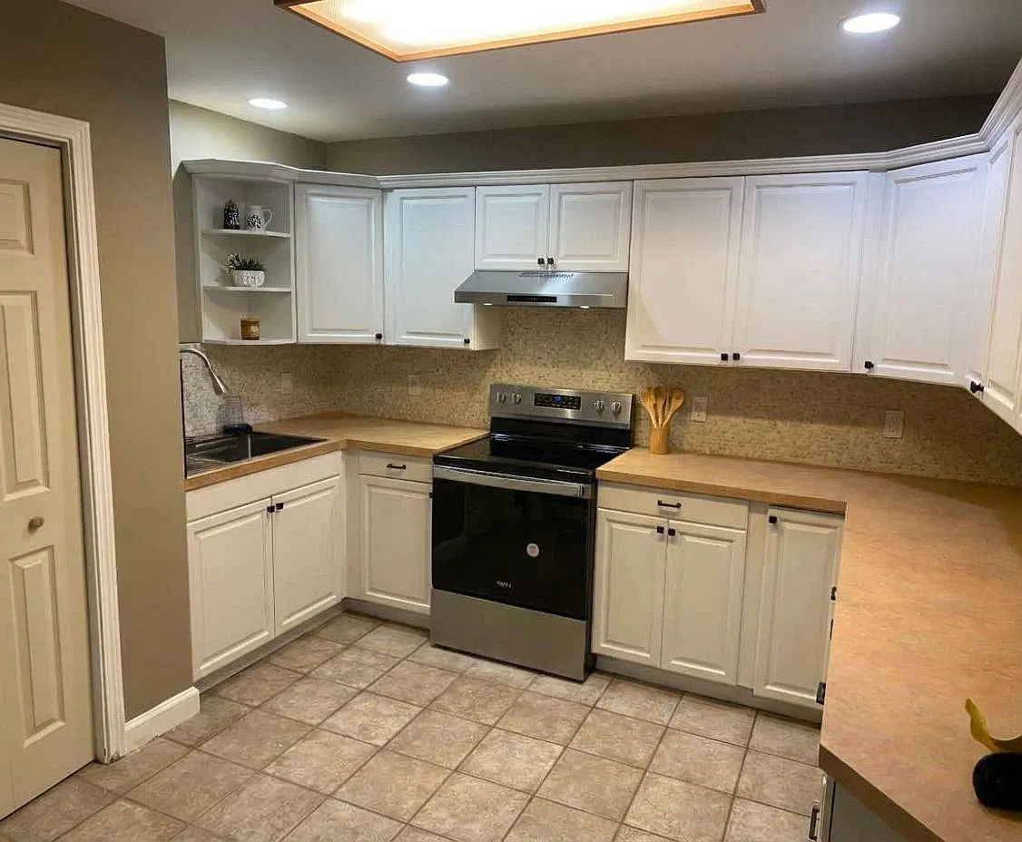 1 bed, 1.0 bath, 1020 sqft, $2,000 — Photo 1