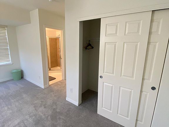 3rd image of 9404 Ashbury Cir Unit 106