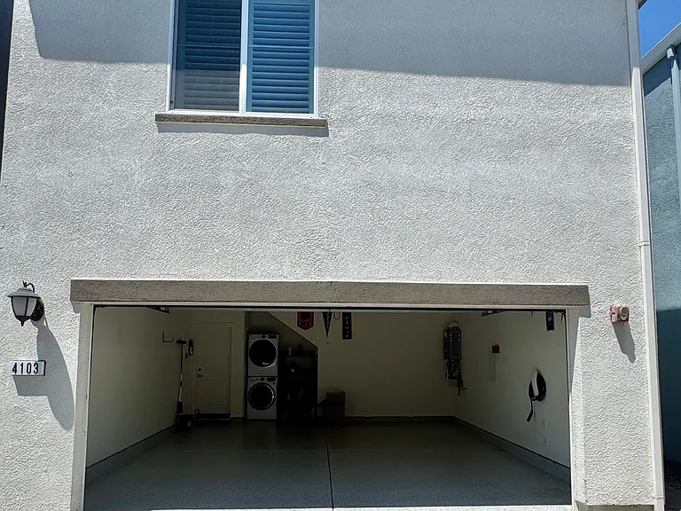 4103 Liverpool St — Photo 16