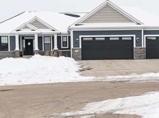 764 Grand Ridge Dr NE, Byron, MN 55920