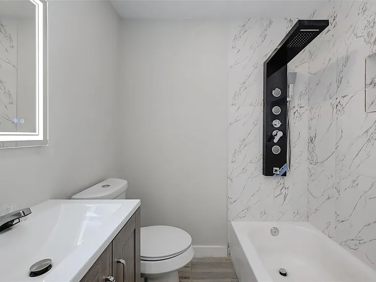 1747 Wroxton Ct #6 — Photo 10